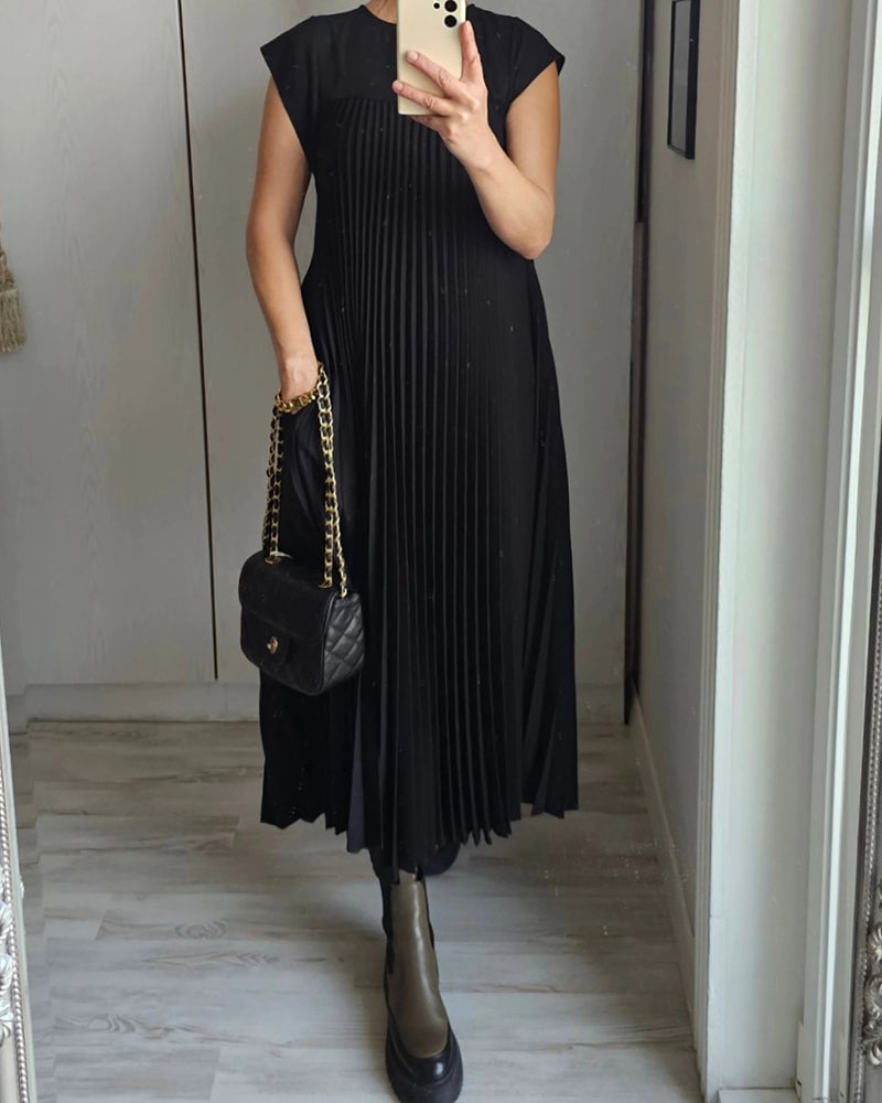 SOPHIA - Elegant Pleated Maxi Dress