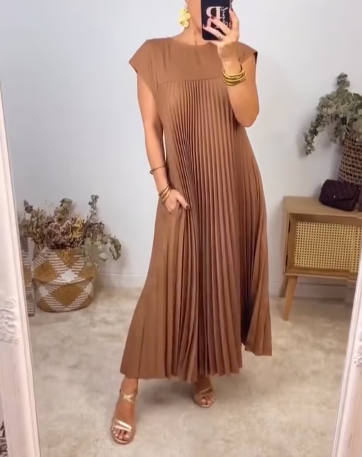 SOPHIA - Elegant Pleated Maxi Dress